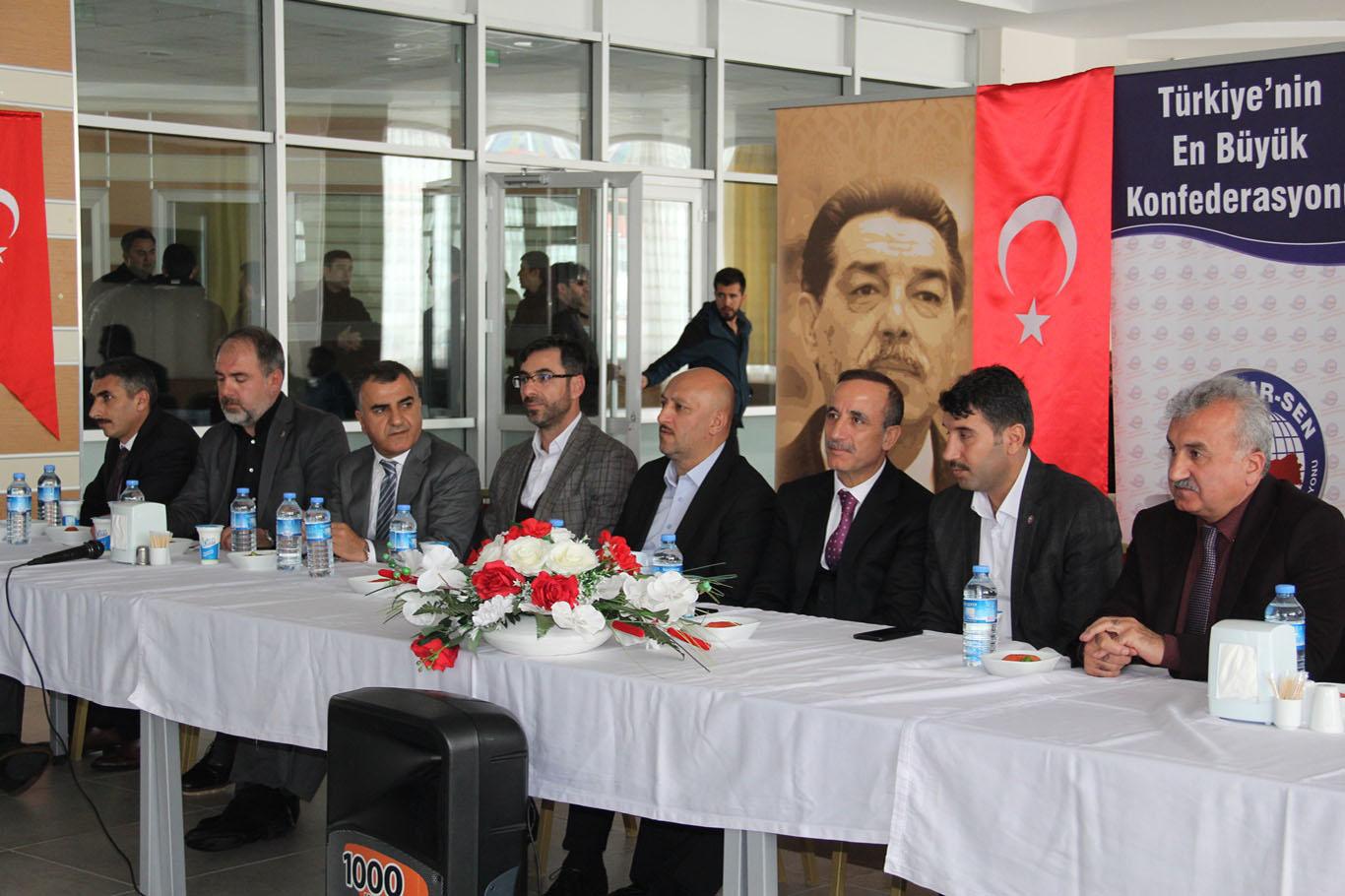 "Bitlis'in Dünü Bugünü ve Yarını" konferansı